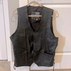 Men’s Motorcycle Leather Vest size 48 fits like an XL